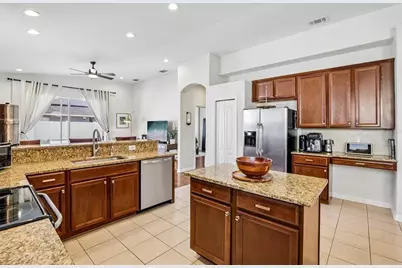 4907 58th Terrace E, Bradenton, FL 34203 - Photo 19