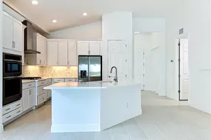 255 Monet Trl, Bradenton, FL 34212 - Photo 15