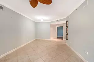 5211 Parisienne Pl, Sarasota, FL 34238 - Photo 9
