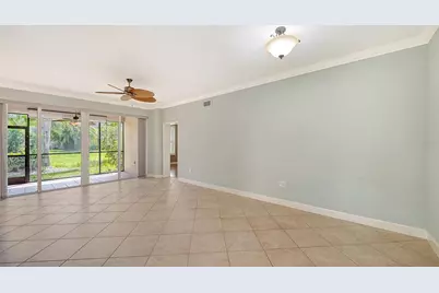 5211 Parisienne Place #101B27, Sarasota, FL 34238 - Photo 5