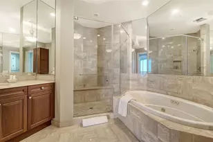 1300 Benjamin Franklin Dr, Sarasota, FL 34236 - Photo 25
