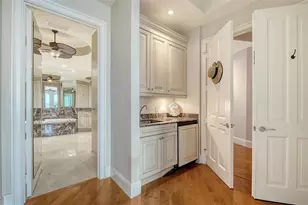1300 Benjamin Franklin Dr, Sarasota, FL 34236 - Photo 51
