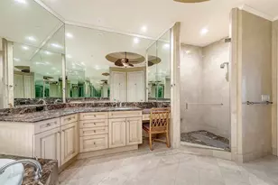 1300 Benjamin Franklin Dr, Sarasota, FL 34236 - Photo 53
