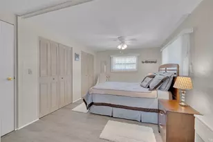 5619 Bayshore Rd, Palmetto, FL 34221 - Photo 25
