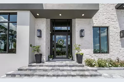 9240 Falcon Court, Venice, FL 34293 - Photo 3
