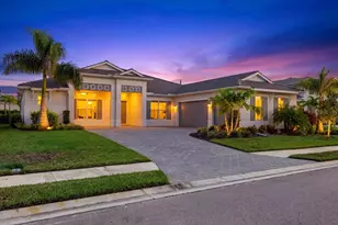 8133 Nevis Run, Lakewood Ranch, FL 34202 - Photo 3