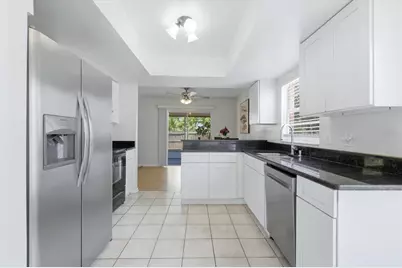 2108 E 56th Avenue Terrace, Bradenton, FL 34203 - Photo 5