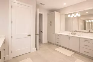 269 Blue Pearl Ct, Sarasota, FL 34240 - Photo 23