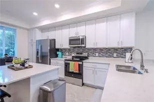 1030 Tidewater Shores Loop, Bradenton, FL 34208 - Photo 5