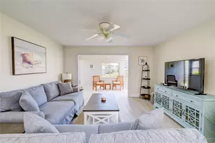 161 Vista Hermosa Cir, Sarasota, FL 34242 - Photo 19