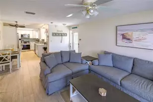 161 Vista Hermosa Cir, Sarasota, FL 34242 - Photo 23