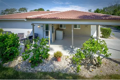 161 Vista Hermosa Circle #26A, Sarasota, FL 34242 - Photo 3