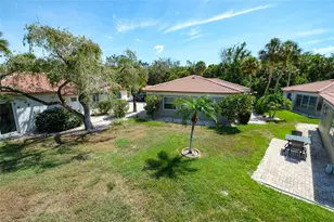 161 Vista Hermosa Cir, Sarasota, FL 34242 - Photo 37