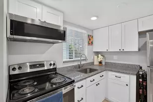 2053 Sunset Dr, Bradenton, FL 34207 - Photo 5