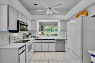 3386 Chelmsford Court #7, Sarasota, FL 34235 - Photo 17