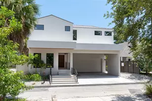 1680 Cherry Ln, Sarasota, FL 34236 - Photo 3