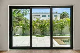 1680 Cherry Ln, Sarasota, FL 34236 - Photo 33
