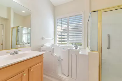 5133 Flagstone Drive, Sarasota, FL 34238 - Photo 11