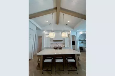258 Crystal Waters Drive, Sarasota, FL 34240 - Photo 3