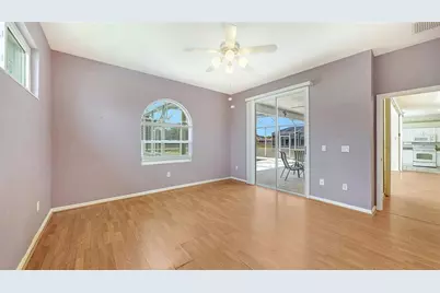 7287 38th Court E, Sarasota, FL 34243 - Photo 25