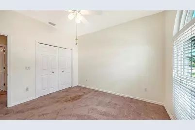 7287 38th Court E, Sarasota, FL 34243 - Photo 19