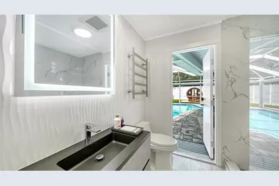 2828 Suncrest Drive, Sarasota, FL 34239 - Photo 21