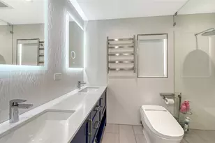 2828 Suncrest Dr, Sarasota, FL 34239 - Photo 15