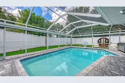 2828 Suncrest Drive, Sarasota, FL 34239 - Photo 25