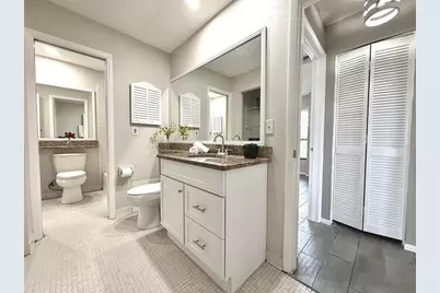 942 N Beneva Road #V28, Sarasota, FL 34232 - Photo 21