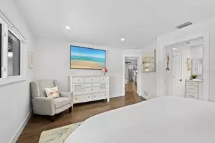 622 Tropical Cir, Sarasota, FL 34242 - Photo 23