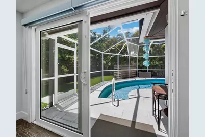 622 Tropical Circle, Sarasota, FL 34242 - Photo 19