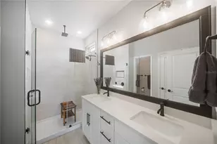 2501 Boone Ct, Sarasota, FL 34237 - Photo 19