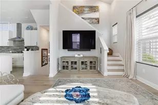 2501 Boone Ct, Sarasota, FL 34237 - Photo 13