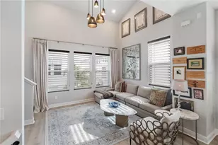 2501 Boone Ct, Sarasota, FL 34237 - Photo 13