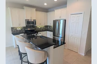 7528 Alumni Trail, Sarasota, FL 34243 - Photo 7