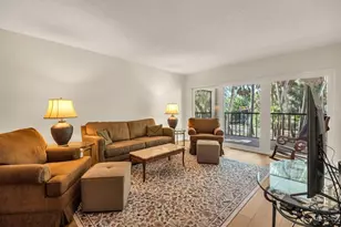 2753 Orchid Oaks Dr, Sarasota, FL 34239 - Photo 15