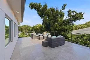 1805 Goldenrod St, Sarasota, FL 34239 - Photo 11