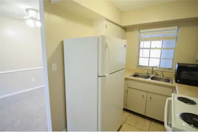 4507 9th Street W #J6, Bradenton, FL 34207 - Photo 5