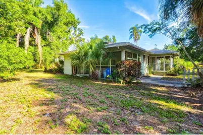 1208 28th Street W, Bradenton, FL 34205 - Photo 9