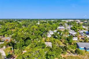 1208 28th St W, Bradenton, FL 34205 - Photo 37