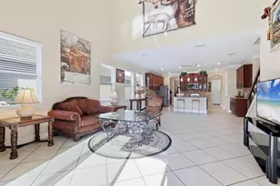 843 Molly Cir, Sarasota, FL 34232 - Photo 5