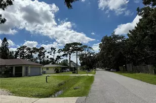 3988 San Luis Dr, Sarasota, FL 34235 - Photo 11