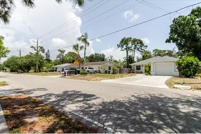 1080 Mecca Drive, Sarasota, FL 34234 - Photo 3