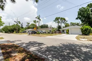 1080 Mecca Dr, Sarasota, FL 34234 - Photo 3