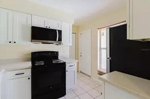 1080 Mecca Dr, Sarasota, FL 34234 - Photo 21
