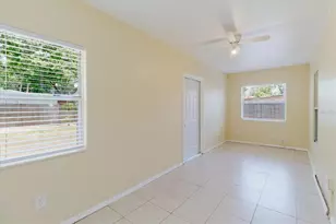 1080 Mecca Dr, Sarasota, FL 34234 - Photo 43