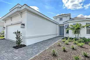 10248 Silent Night Ln, Sarasota, FL 34241 - Photo 3