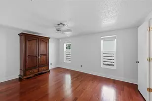 2220 Doud St, Sarasota, FL 34231 - Photo 15