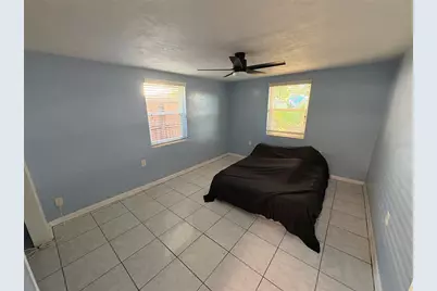 4920 45th Avenue N, Saint Petersburg, FL 33707 - Photo 21
