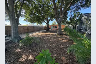 4920 45th Avenue N, Saint Petersburg, FL 33707 - Photo 3